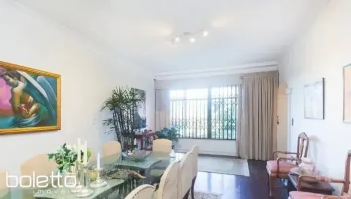 Casa para locação de 320m2, R$ 13.200,00 no Bairro Três Figueiras