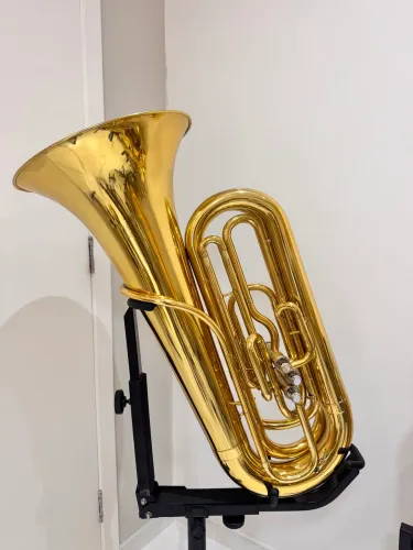 Tuba Yamaha 103