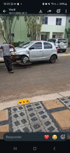 Toyota Etios X 1.3 Flex 16V 5P Mec. 2013