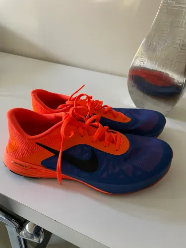 Vendo tênis Nike