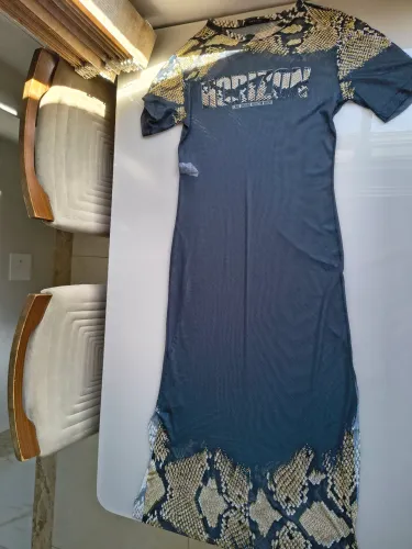 Vestido bordado em tule CAOS
