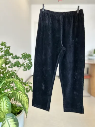 Calça de Veludo Cotelê Preta G