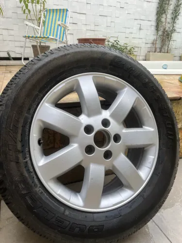 Roda Aro 17 avulsa PNEU NOVO