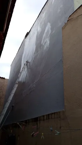 Limpeza de calhas, limpeza de caixa d'água, limpeza de soto e pintura