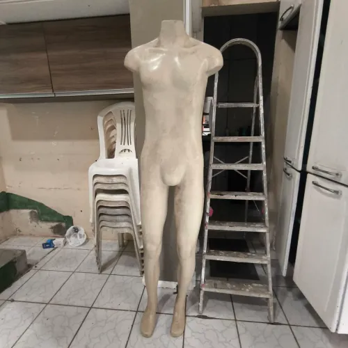 Vendo manequim