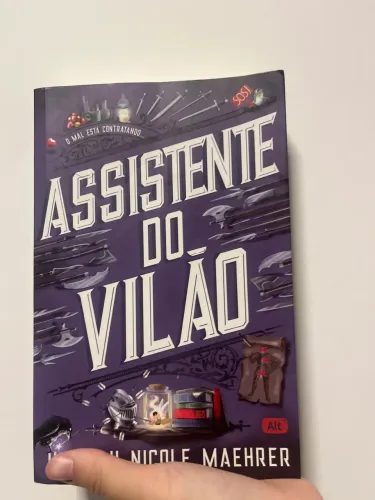 ASSISTENTE DO VILÃO (romance,aventura)