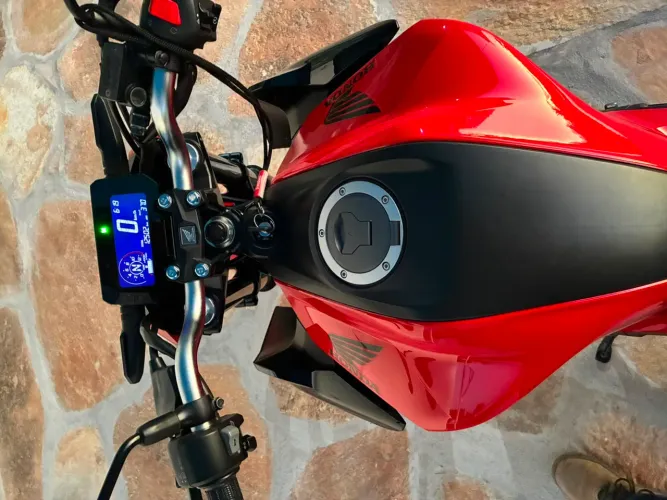 Vendo cb300f ABS