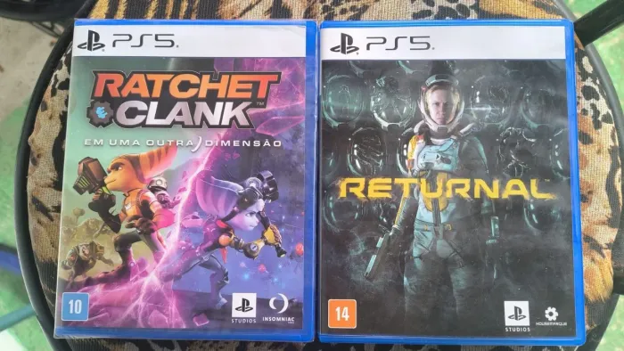 Vendo 2 jogos de PS5