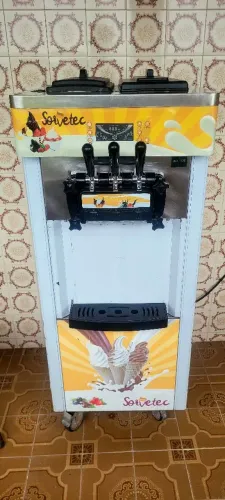 Máquina de Sorvete Expresso 825BP-Y com Conservação Noturna da Sorvetec - Parcelo em 10x
