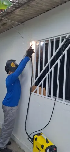 Grades / Cobertas / Portão / Aumento de Portão / Pintura / Reparos...