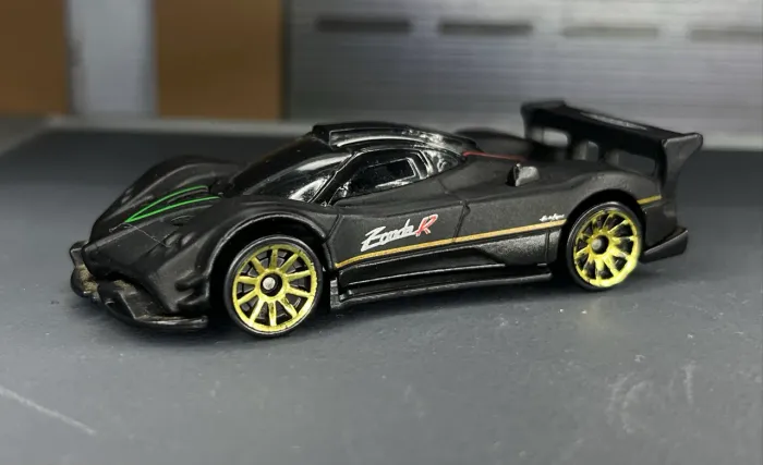 Dupla Hot Wheels Pagani Zonda R