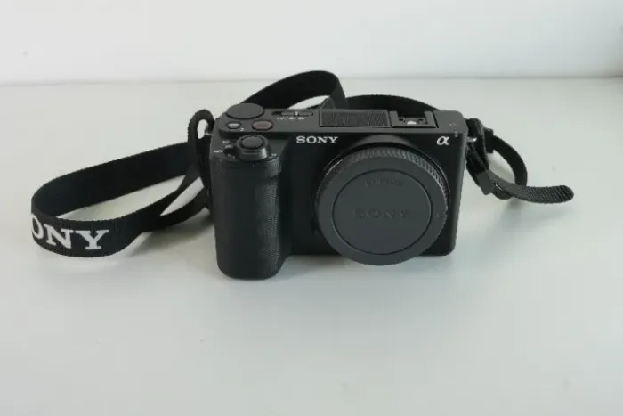 Sony ZV-E10 II | Novíssima | Praticamente Sem Uso | 10-bit
