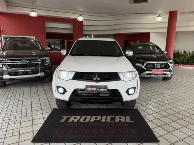 Mitsubishi L200 Triton HPE 3.2 CD TB Int.diesel AUT 2014