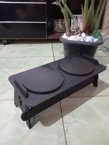 Comedouro prá cachorros e gatos 