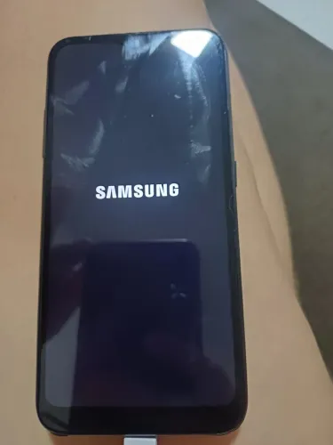Celular 100