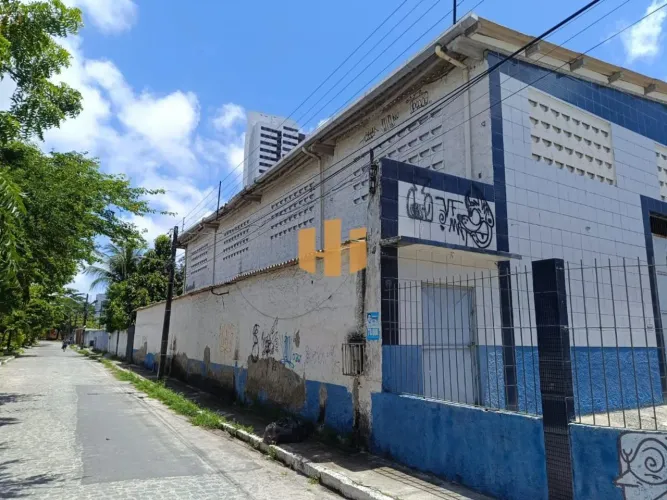 Galpão pra alugar em piedade COM 900m²