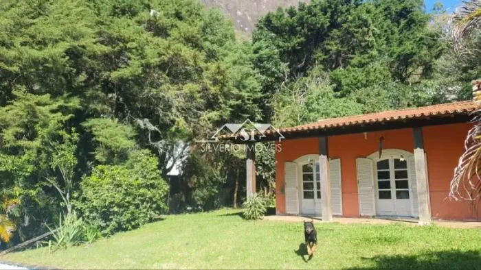 Casa- Petrópolis, Retiro