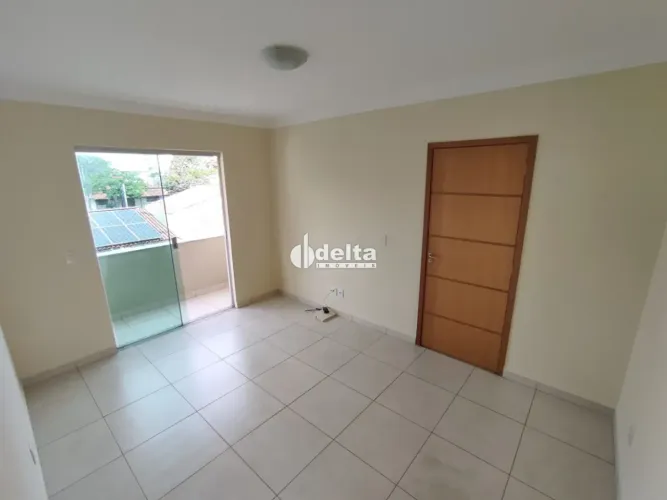 Apartamento com 2 quartos sendo 1 suíte, disponível para locação no bairro Santa Mônica em