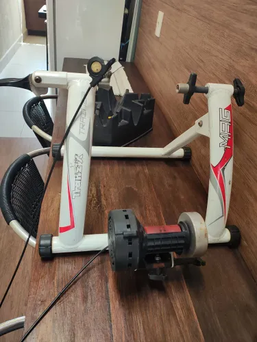 Rolo de treino para bicicleta TRANZ-X aço c/regulagem