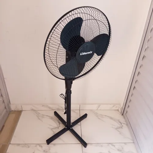 Ventilador com 3 hélices - Novo