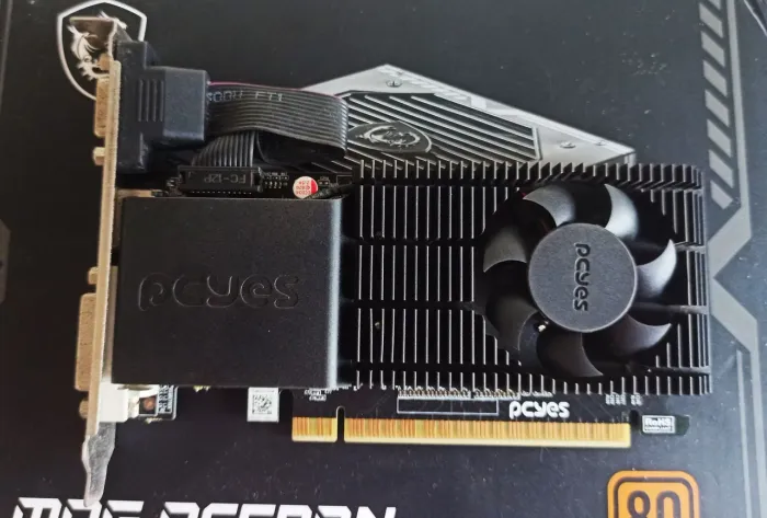 Placa de vídeo GT 610 2GB funcionando!