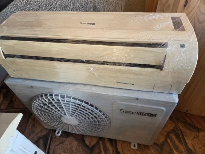 Ar condicionado Split 220v 9.000 Btus Classificação A Quente e frio