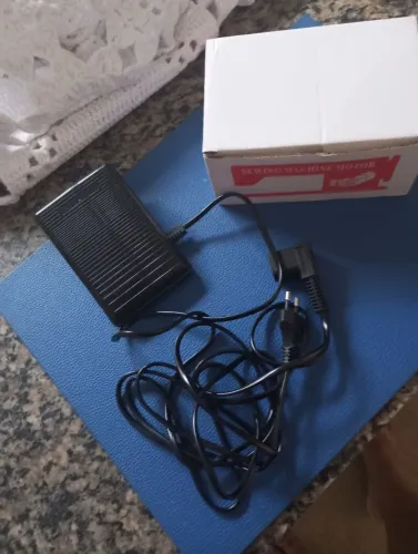 Vendo pedal acelerador máquina Singer