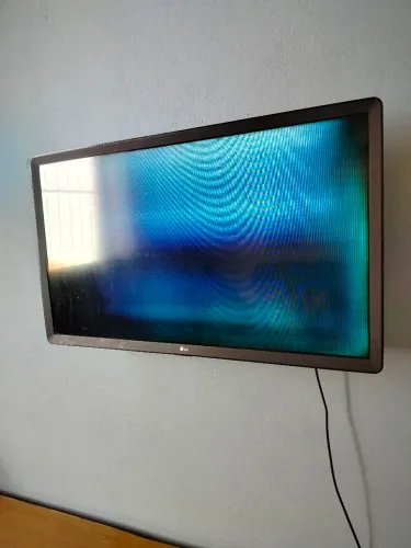 Tv LG para retirada de peças 
