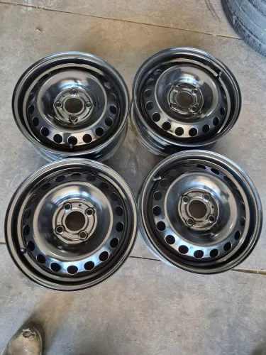 Rodas de ferro 15 semi-nova furacão 4×100 para fiat, GM, VW, Renault e outros(700 em 3× ct