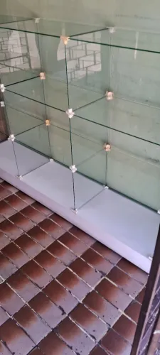 VITRINE