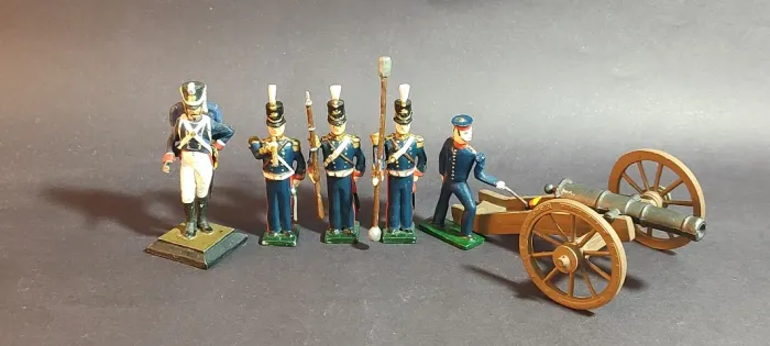 Miniaturas militares de chumbo