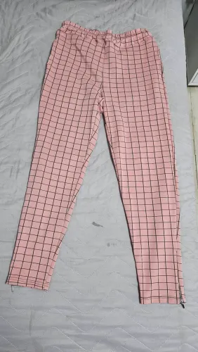 Vendo calça rosa xadrez