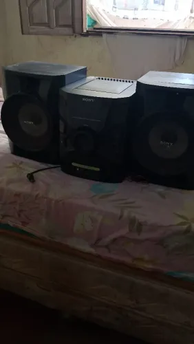 SOM SONY 400 WATTS RMS USB NAO TEM BLUETOOTH