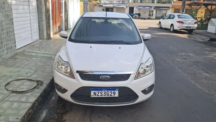 Ford Focus 2.0 16v/se/se Plus Flex 5P Aut. 2012