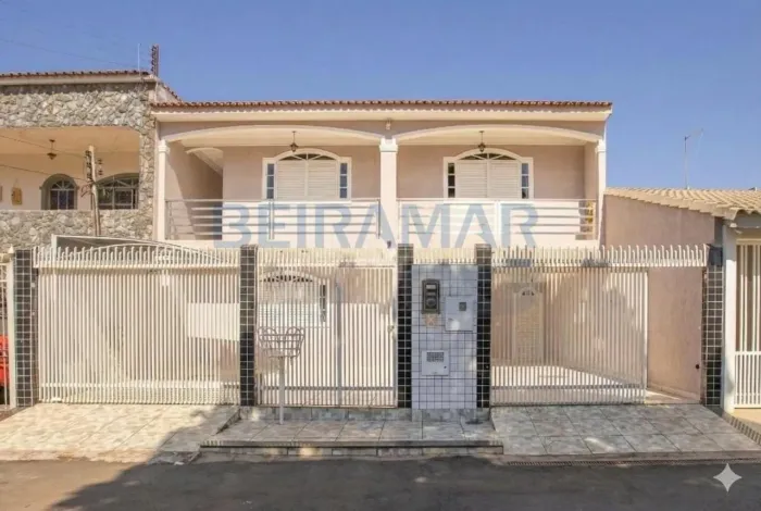 Casa para Venda em Brasília, Guará II, 5 dormitórios, 4 suítes, 6 banheiros, 6 vagas