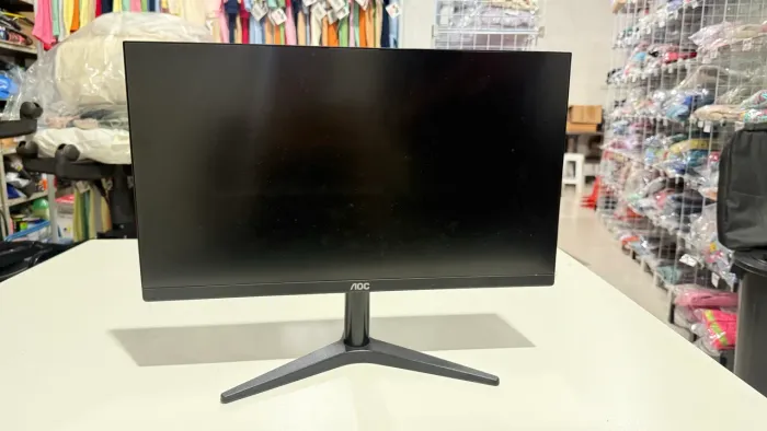 Monitor AOC