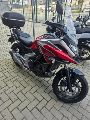 NC 750X 2022 QUITADA COM BAIXA DE QUIILOMETRAGEM