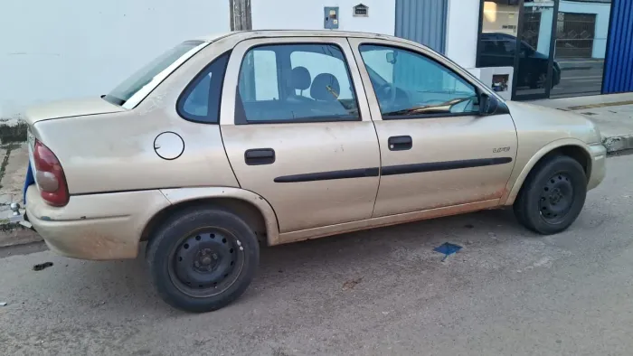 Chevrolet Corsa SED Class.life 1.0/1.0 Flexpower (álcool) 2008