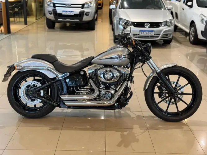 HARLEY-DAVIDSON FXSB 2015
