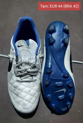 Chuteira Nike Tiempo Gênio Leather FG Campo