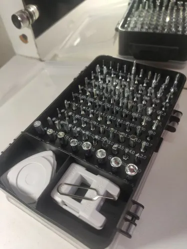 Kit de ferramentas 115 peças para eletrônicos.
