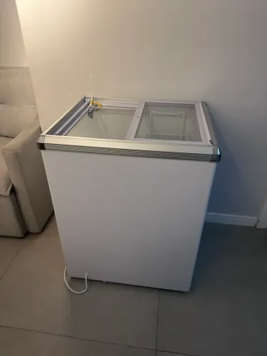 Freezer Expositor Horizontal 120 Litros - Estado de Novo!