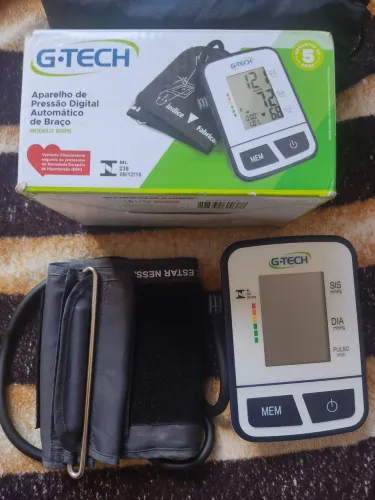 Aparelho de pressão digital automático de braço GTECH