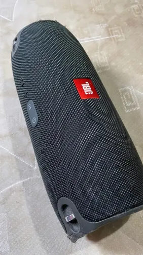 Caixa de som JBL