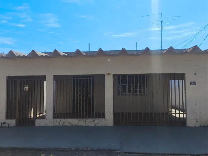 Linda Casa! Apto a Financiamento!