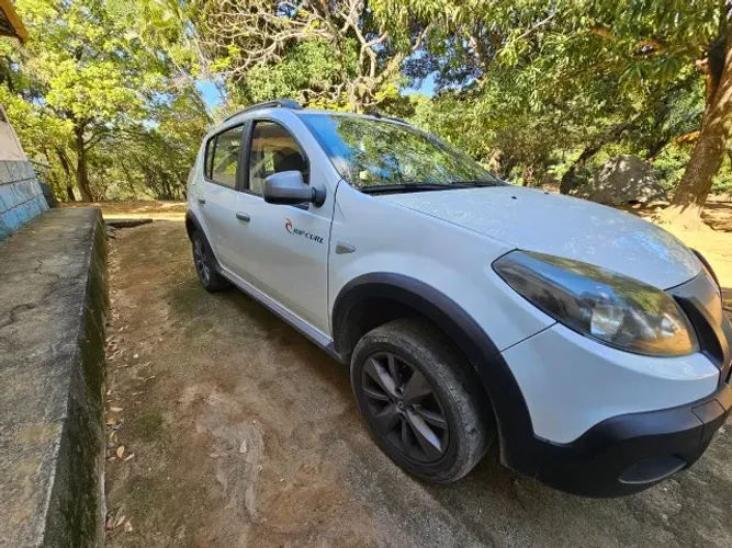 Renault Sandero Stepway Hi-f. R. Curl 1.6 16V 5P 2013