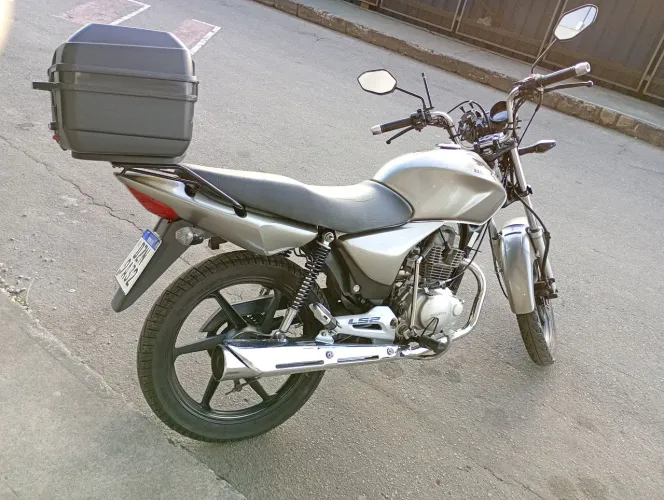 Vendo ou troco em moto maior