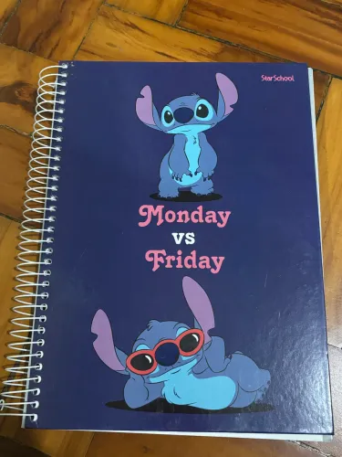 Caderno Disney stitch 