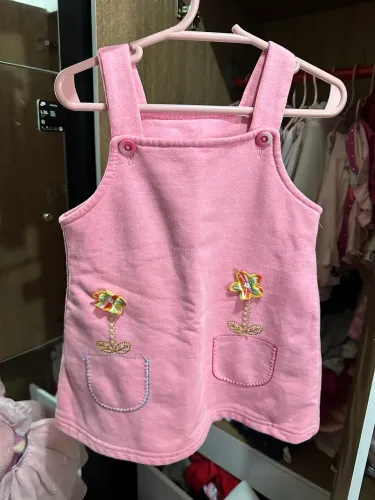 Jardineira rosa 1/2 anos