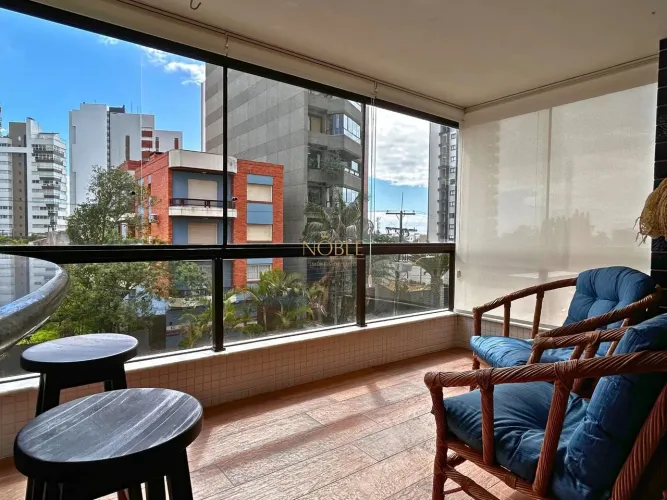 Apartamento mobiliado com 3 dormitórios no Solar da Barra Praia Grande, Torres